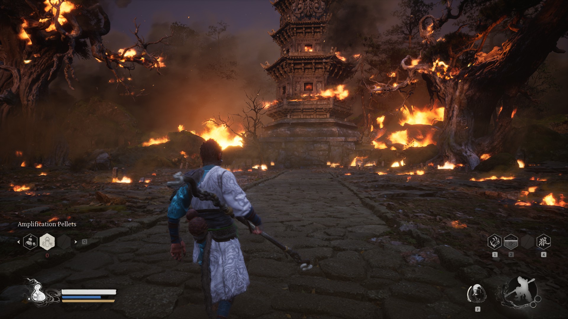 Il Predestinato cammina verso una pagoda in fiamme